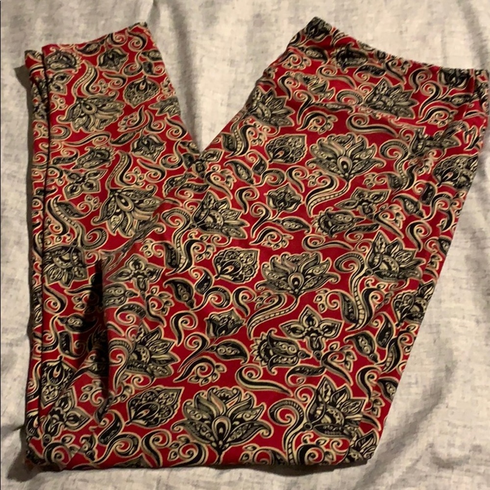 Red leggings